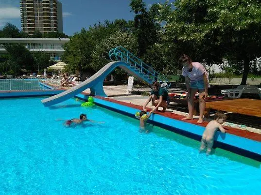 Хотел Рива Golden Sands Hotel