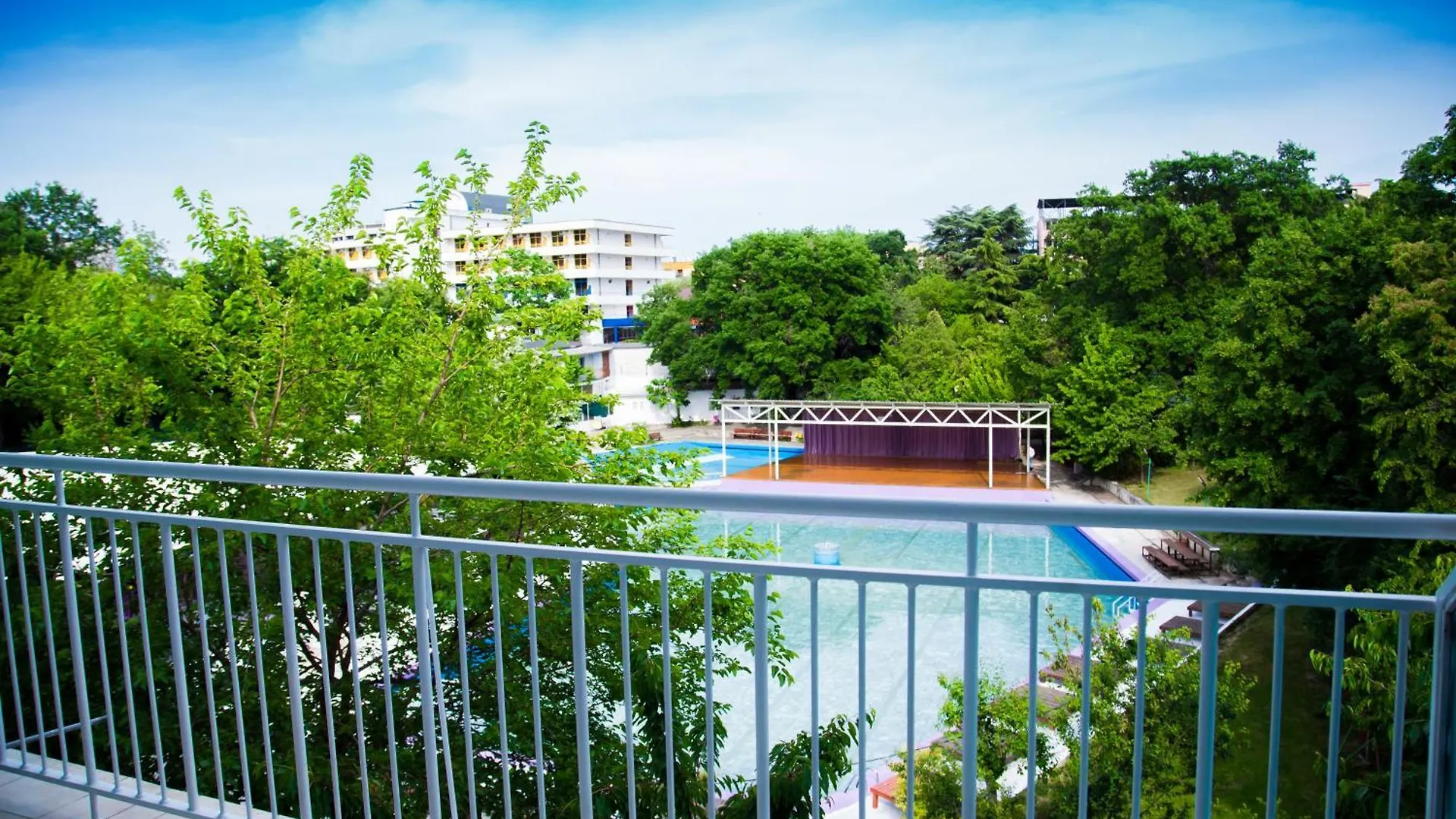 Хотел Рива Golden Sands Hotel